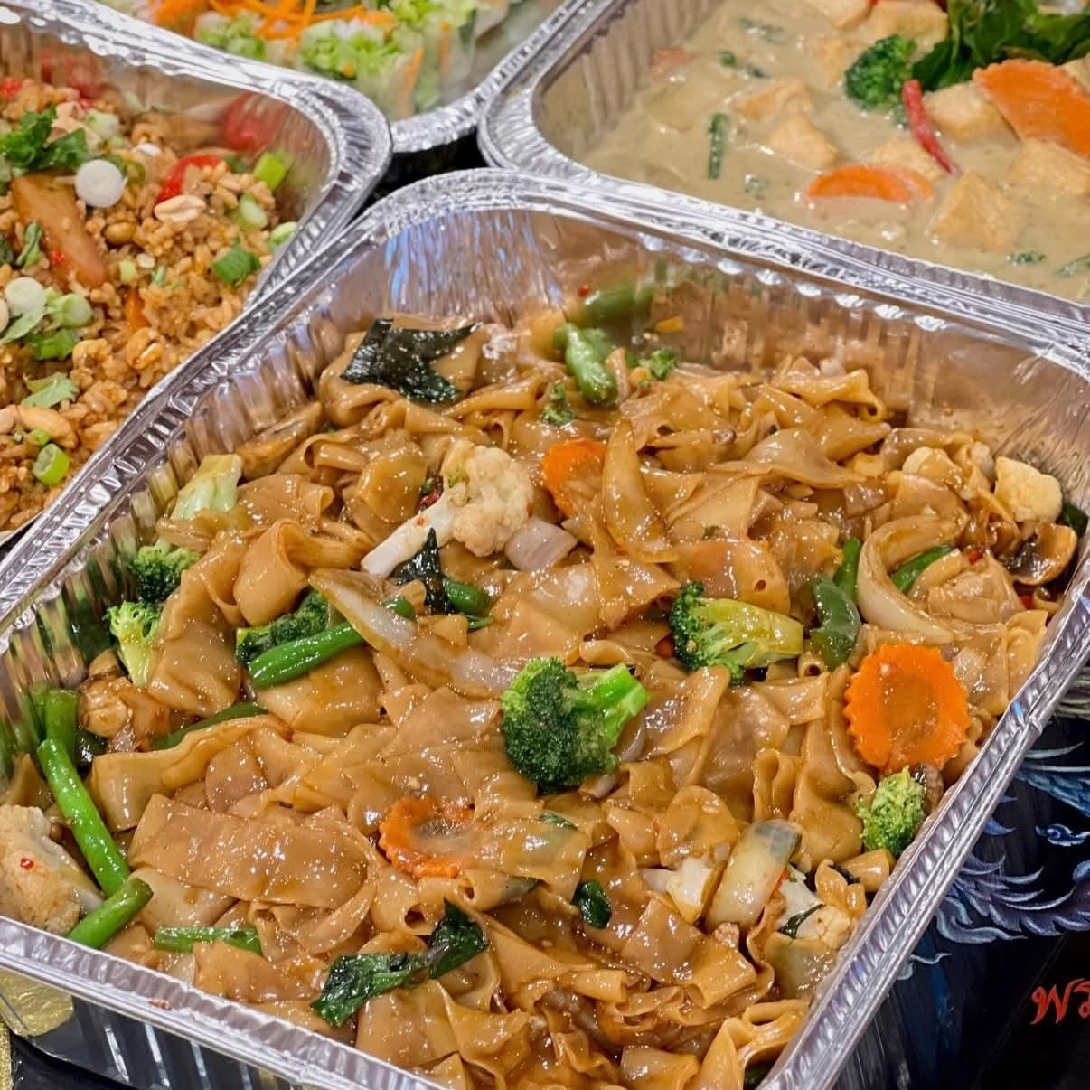 Catering Packages (Please select your menu before ordering. Please contact us first.)